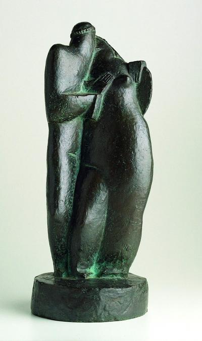 The Kiss by Victor Brecheret, Sculpture